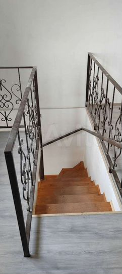 Дом 220 м² на участке 7 сот.