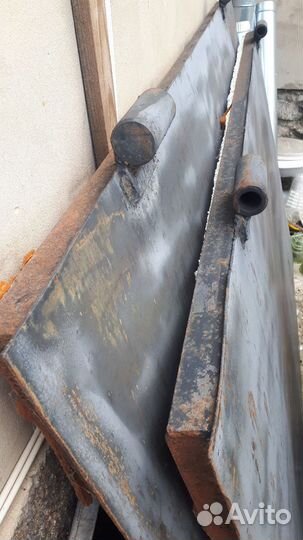 Ворота гаражные металлические