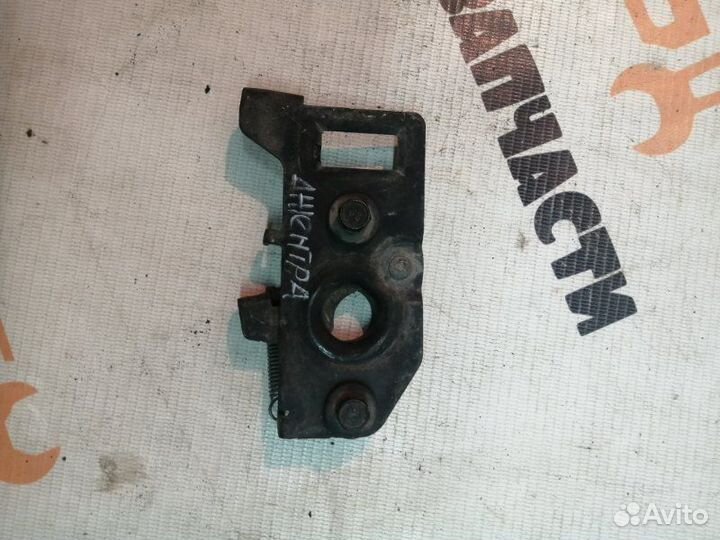 Замок капота Daewoo Gentra