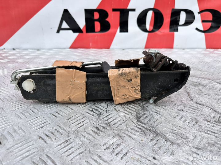 Домкрат штатный Volkswagen Passat B6