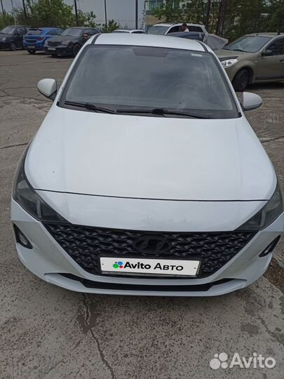 Hyundai Solaris 1.4 AT, 2020, 105 000 км