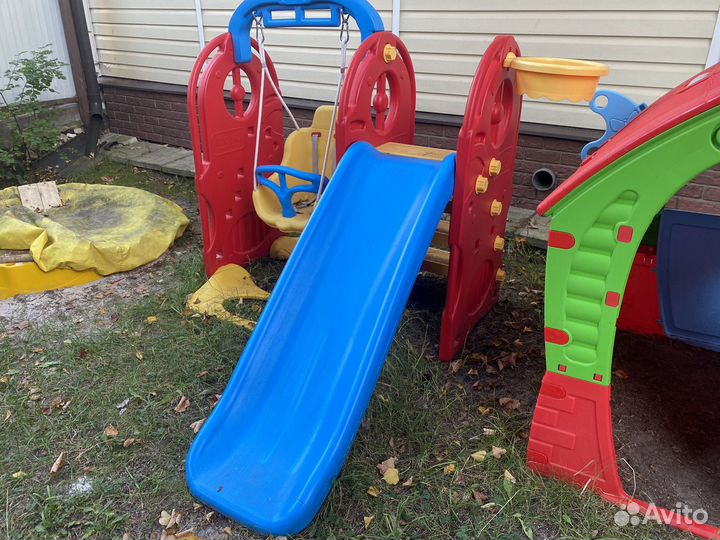 Детская горка с качелями
