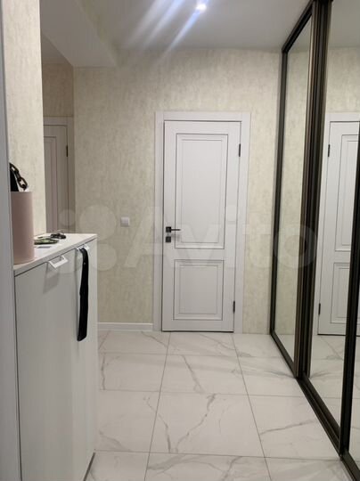 1-к. квартира, 57 м², 4/5 эт.