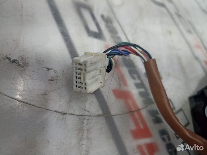 Зеркало subaru legacy outback BL5 BL9 BLE BP5 BP9 BPE BPH 10 контактов С ПОВТОРИТЕЛЕМ левое 1 модель