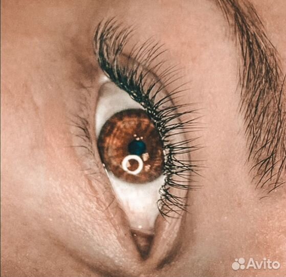 Наращивание, ламинирование ресниц