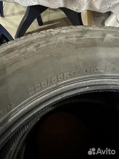 Bridgestone Dueler H/P Sport 225/65 R17 102H