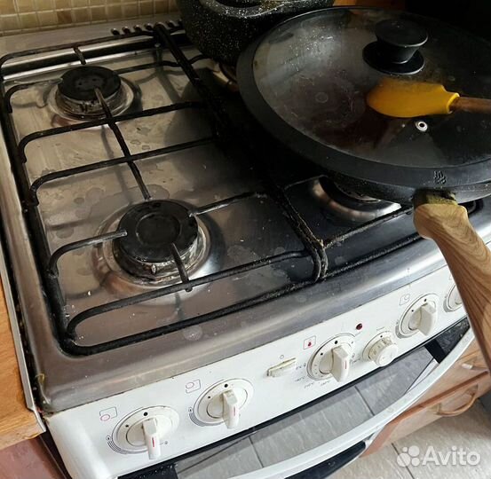 Газовая плита с газовой духовкой бу