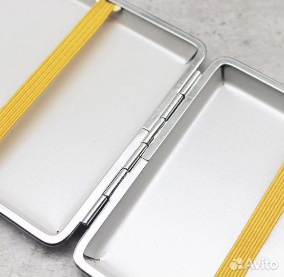 Портсигар для сигарет