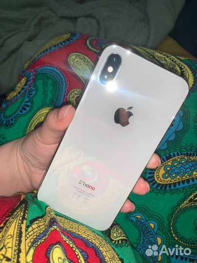 iPhone X, 64 ГБ