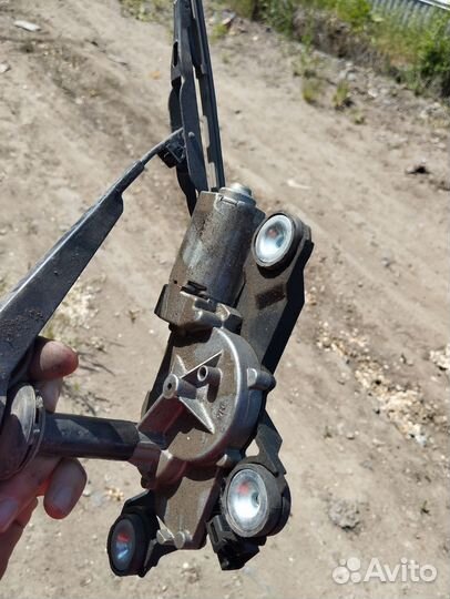 Двигатель заднего стеклоочистителя ford focus 2