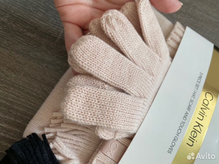 Набор шапка/шарф/перчатки calvin klein черн/беж