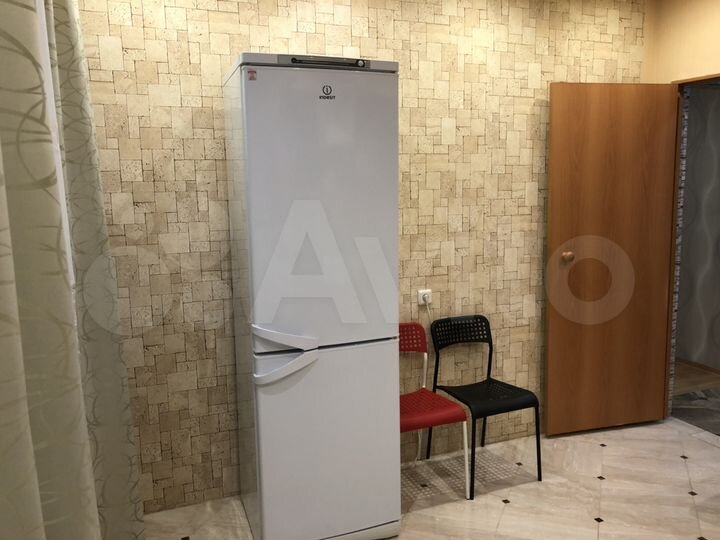 1-к. квартира, 40 м², 2/4 эт.