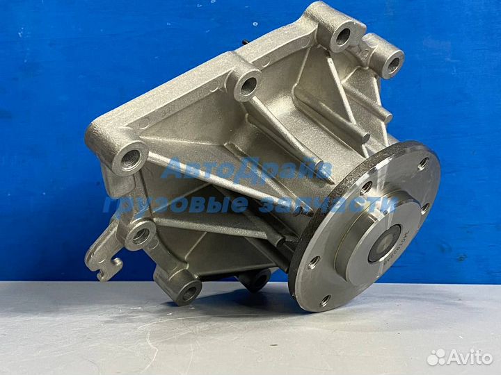 Помпа Ман Тгс двигатель D2066