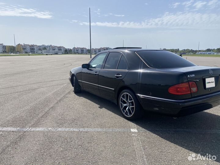 Mercedes-Benz E-класс 3.2 AT, 1996, 258 000 км