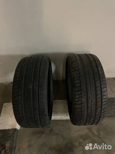 Petlas Velox Sport PT741 255/35 R20 19B