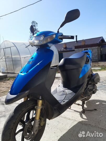 Продам скутер suzuki