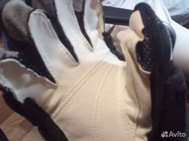 Краги хоккейные размер 14