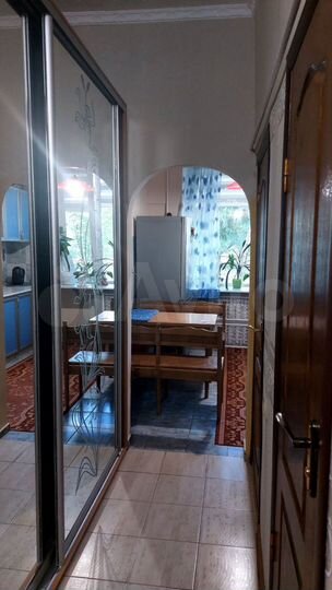 2-к. квартира, 52 м², 1/4 эт.