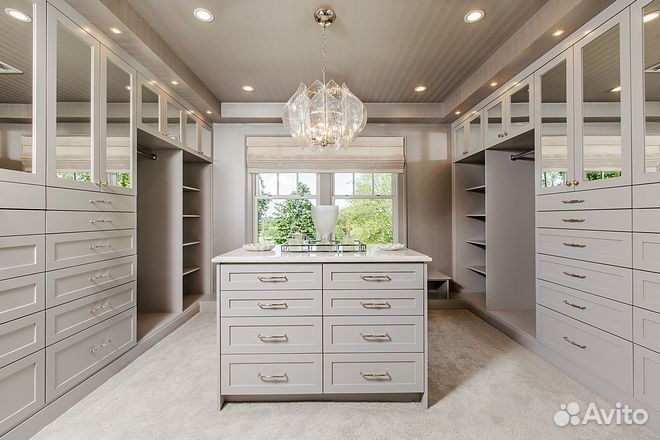 Гардеробная с островом