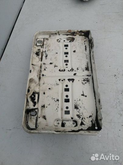 Площадка под акб Mercedes Sprinter W901