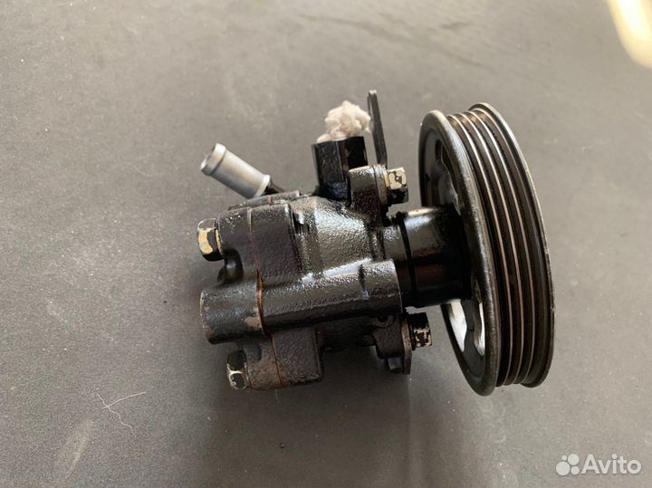 Насос гур Nissan