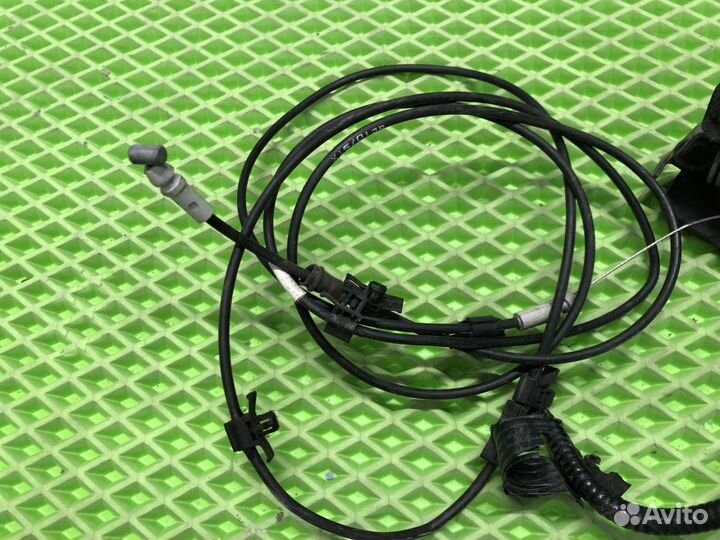 Трос капота Acura Mdx YD2 J37A1 2008