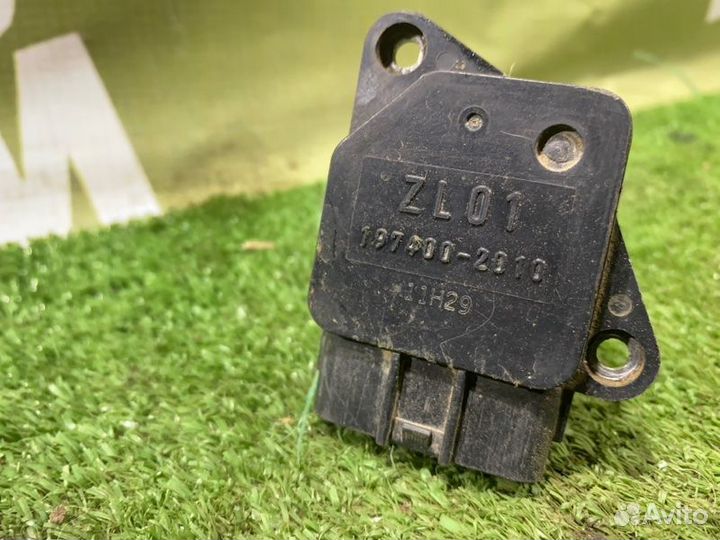 Датчик массового расхода воздуха Mazda Mazda3 BK