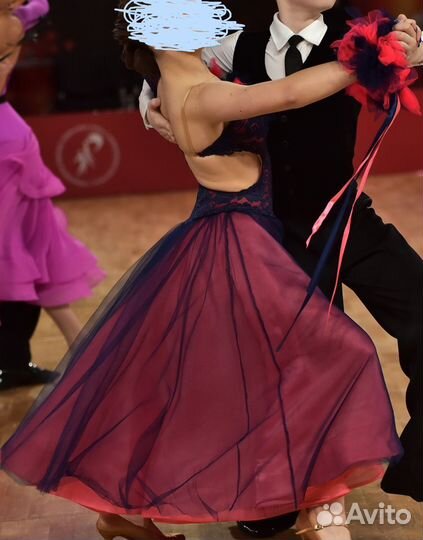 Продаю бальное платье стандарт Ю1