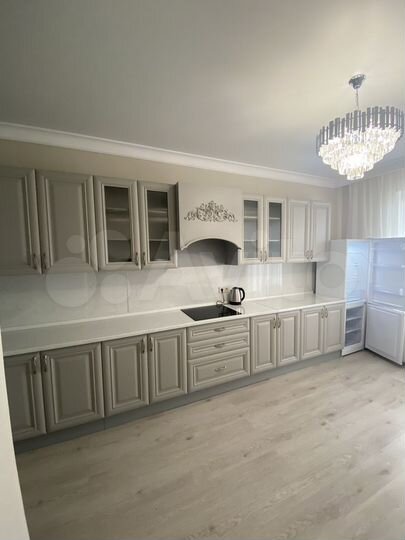 2-к. квартира, 70 м², 12/17 эт.