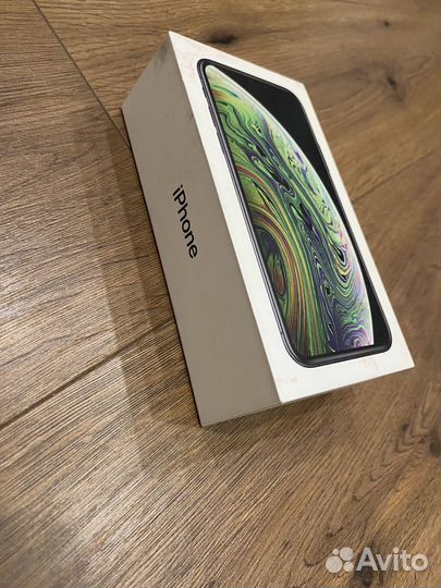 Коробка от iPhone