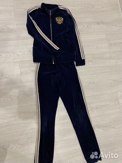 Спортивный костюм 152