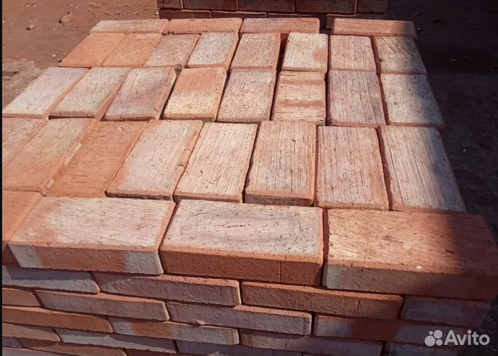 Кирпич для возведения заборов и стен