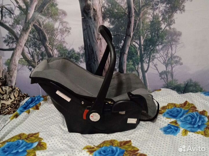 Детское автокресло от 0 до 13кг