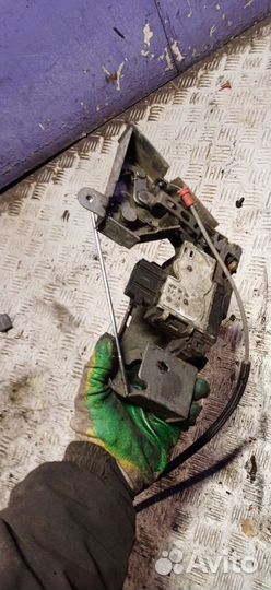 Замок двери задней правой Ford Transit 3 restailing 2008