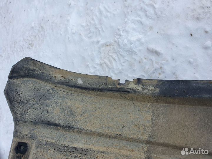 Подкрылок передний левый Lexus LX570 LX 570