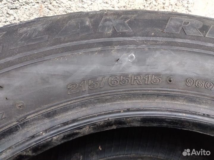 Bridgestone Blizzak Revo1 215/65 R15