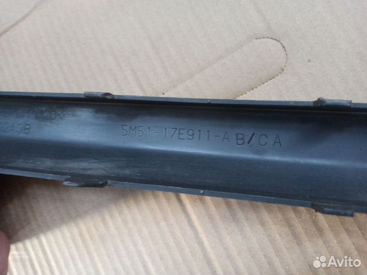 Форд Фокус 2 молдинг заднего бампера