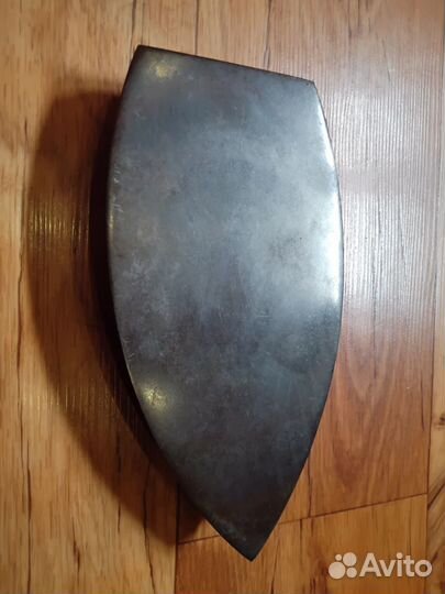 Беспроводной советский утюг