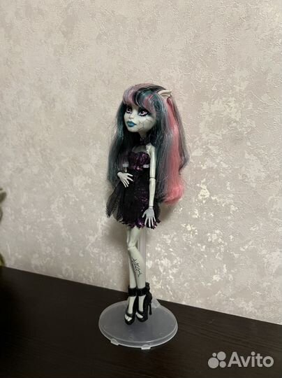 Кукла монстр хай
