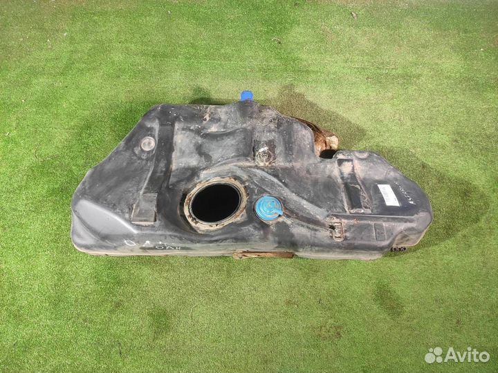 Топливный бак Opel Astra H седан 1.6 2008