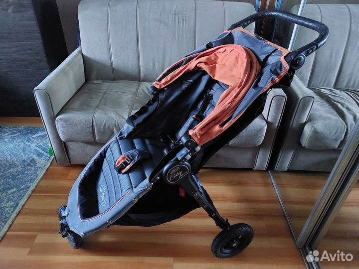 Прогулочная коляска Baby Jogger