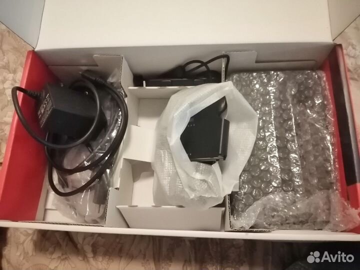 Nintendo Switch rev 2 (не прошитая) +128GB + чехол