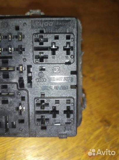 Блок реле VW Passat B6