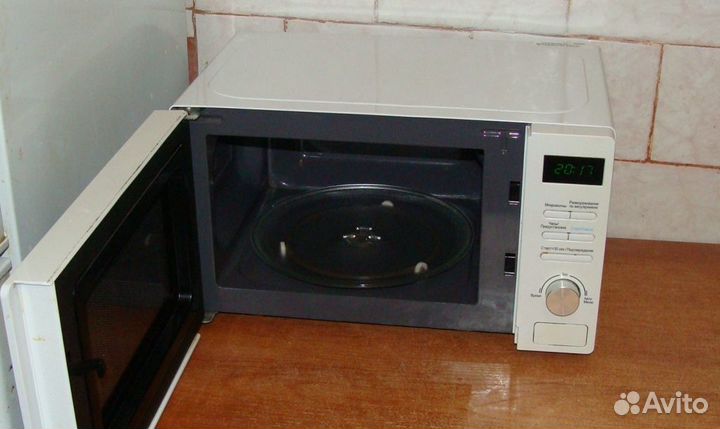 Микроволновая печь Midea. Доставка