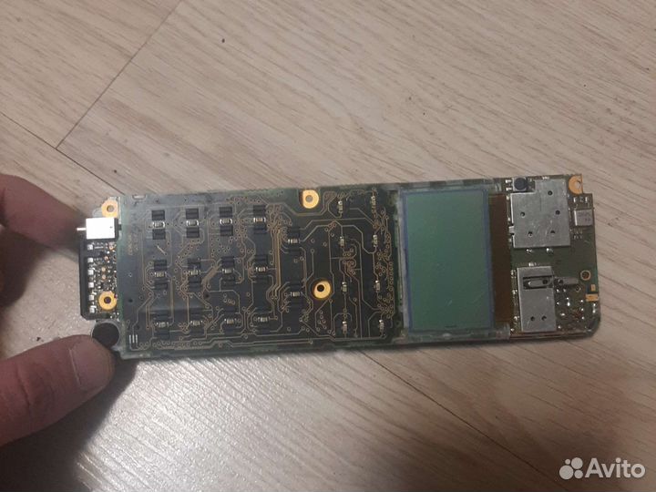 Телефон из Land Cruiser 100