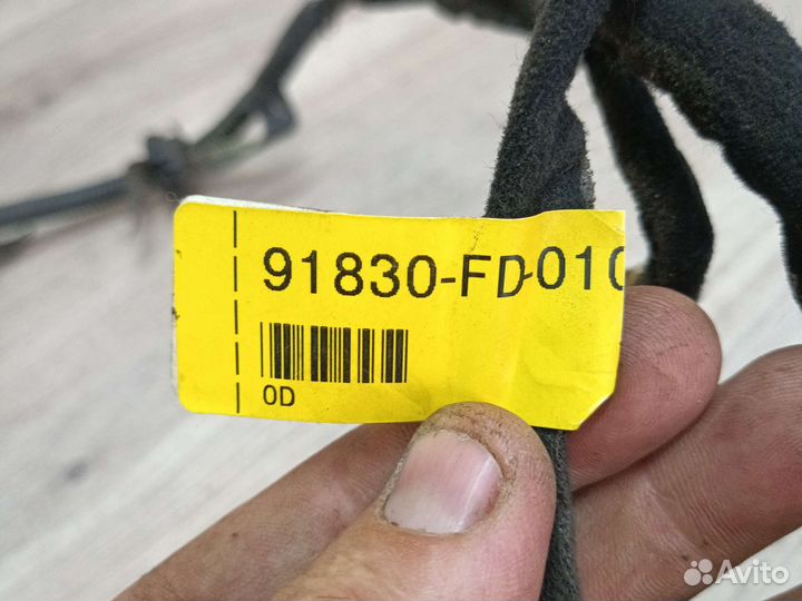 Проводка задней правой двери kia Rio 1 2000-2005