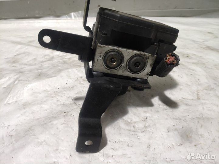 Блок абс Насос ABS Hyundai Tucson Bh/Jm 2.0 crdi