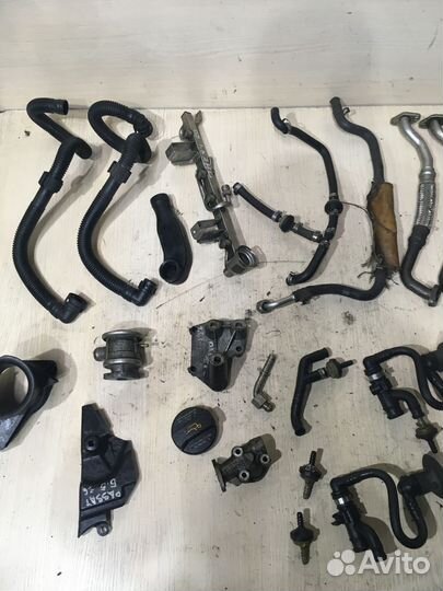 Трубка вакуумная топливная воздушная Пассат Б5