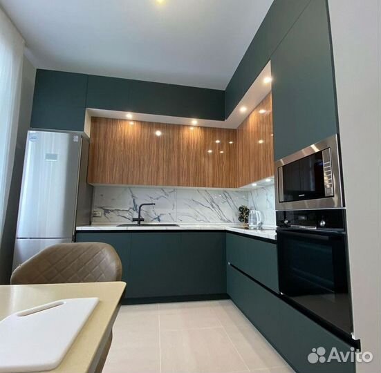 Кухонный гарнитур угловой