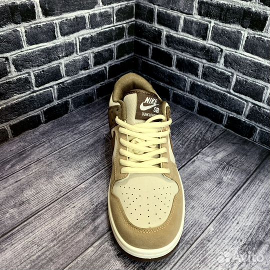 Кроссовки Nike SB Dunk Low Pro